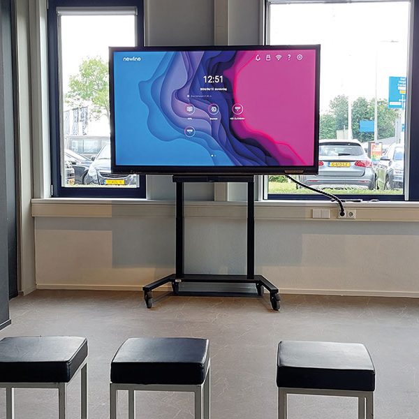 ergoxs-ergoframe-motion-dubbelzuils-mobiele-lift-tv-trolley-eff5251z-project