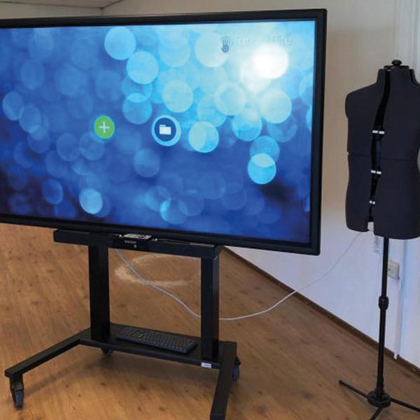 ergoxs-ergoframe-motion-dubbelzuils-mobiele-lift-tv-trolley-eff5251z-project2