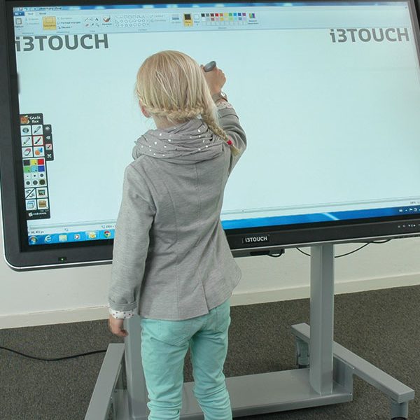 ergoxs-ergoframe-twist-supreme-dubbelzuils-mobiele-kanteltafel-extra-laag-trolley-efk6200el-midden-stand-55inch