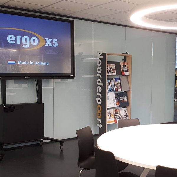 ergoxs-ergoframe-work-select-dubbelzuils-mobiele-lift-tv-trolley-eff5200-zwart-project-noorderpoort