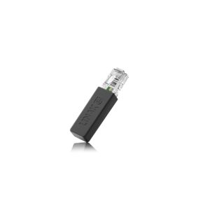 Een kleine compacte plug-in adapter die beschadigingen aan schermen of andere voorwerpen bij botsingen voorkomt
